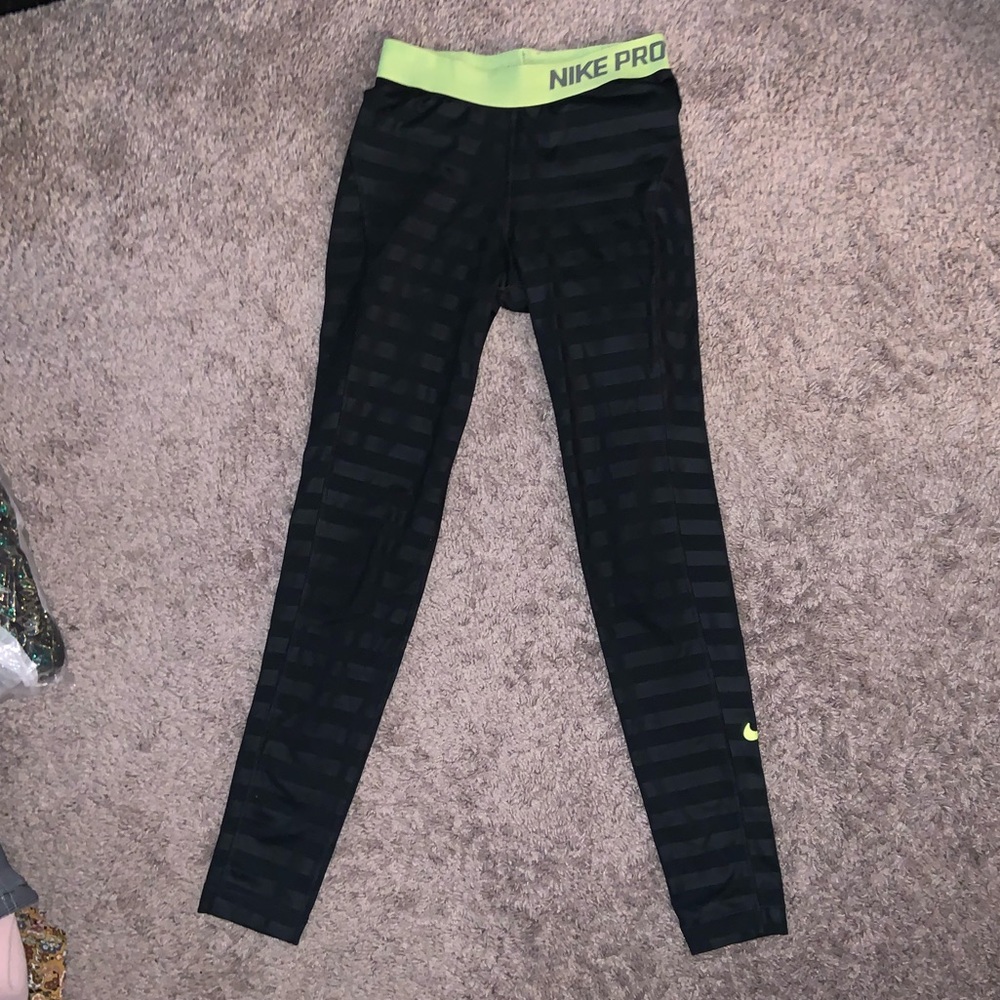 Nike Pro Leggings